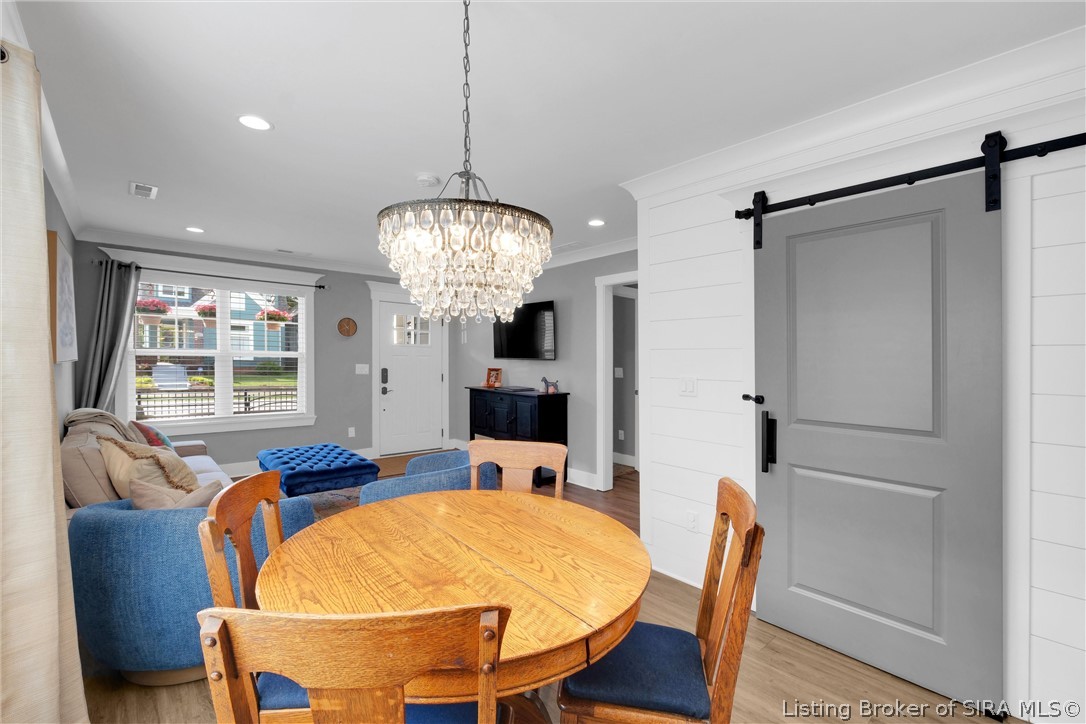 523 E Elm Street Property Photo 13