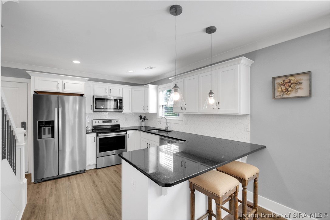 523 E Elm Street Property Photo 14