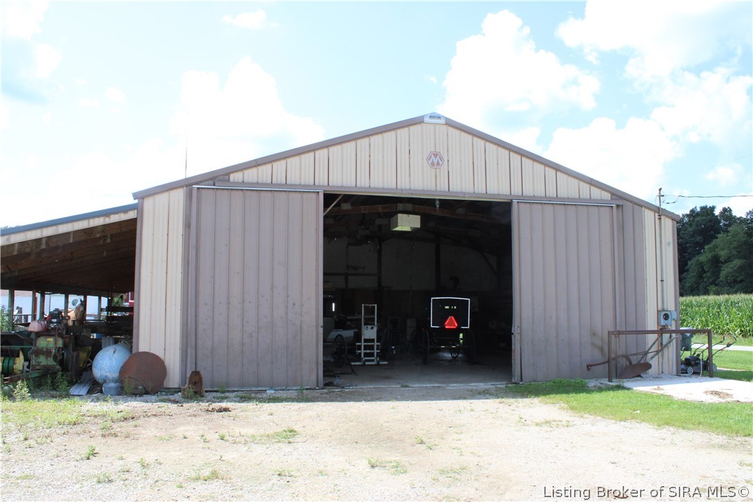 6905 E County Road 1100 N Property Photo 13