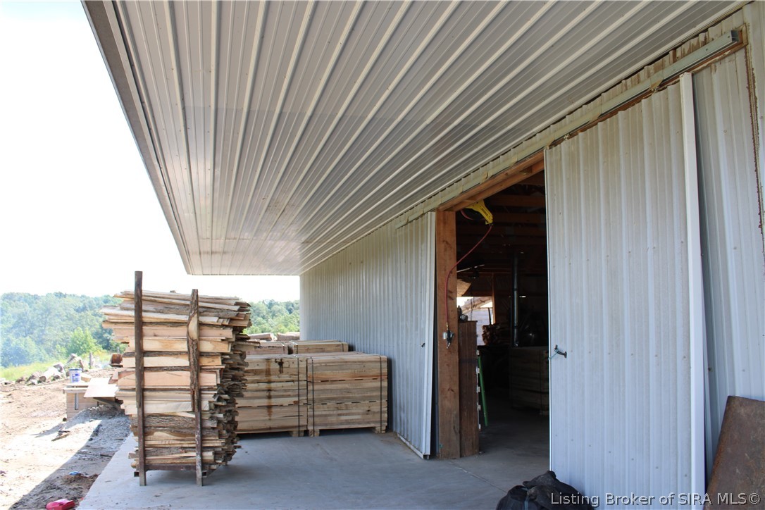 6905 E County Road 1100 N Property Photo 17
