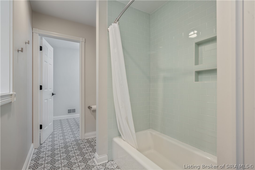 3016 Evanna Court Property Photo 24