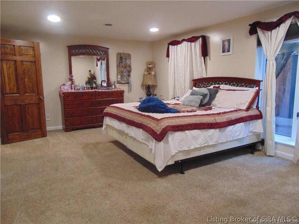 309 Laurel Lane Property Photo 5