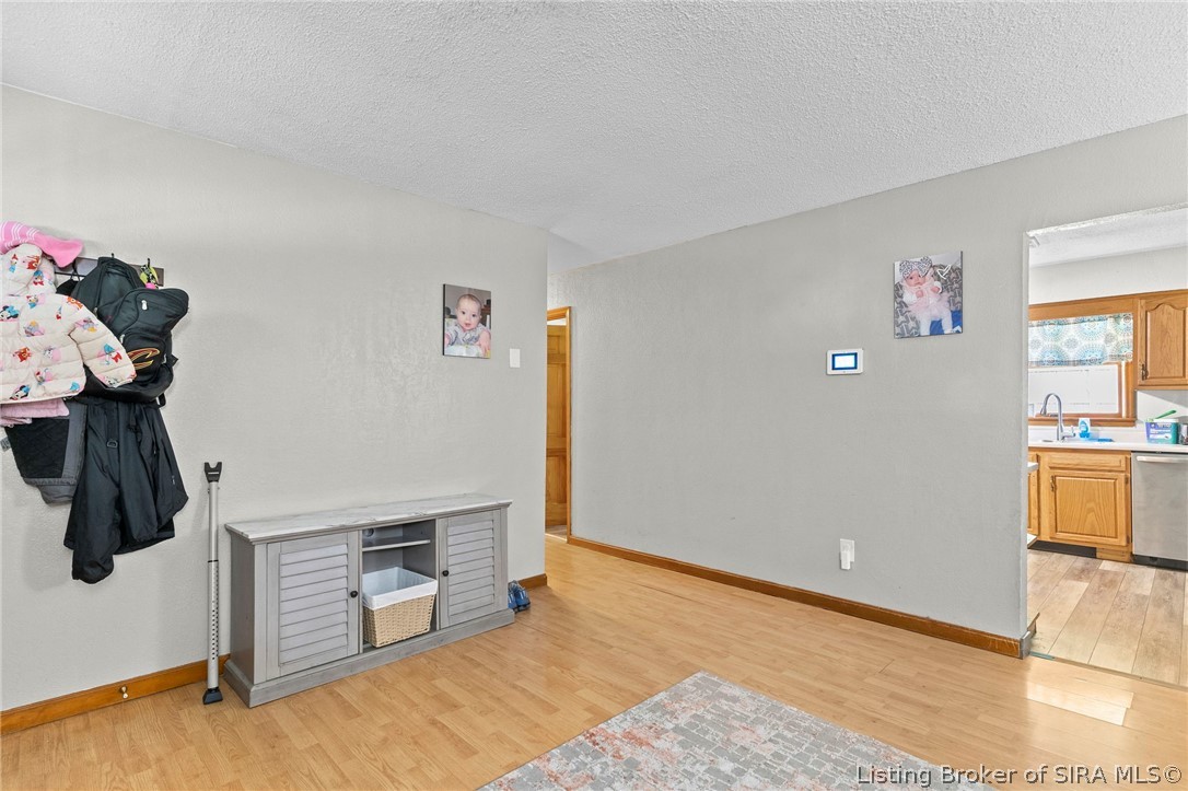 2518 Franks Drive Property Photo 6