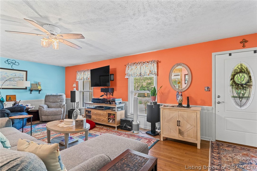 1717 Clinton Street Property Photo 5