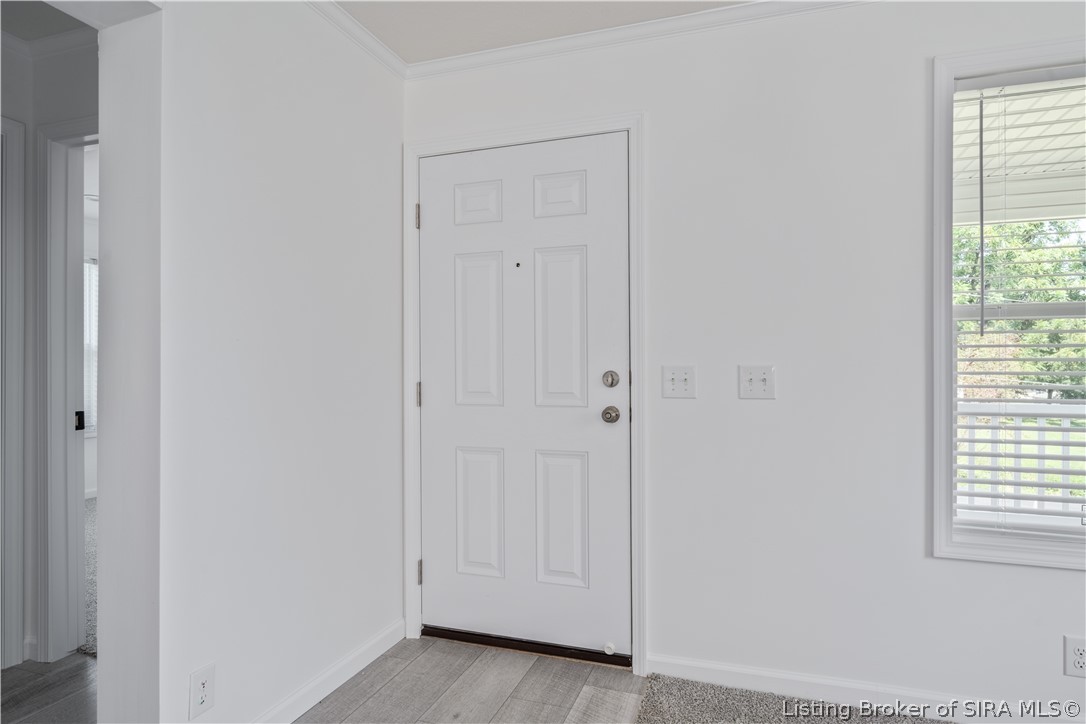 410 W Small Street Property Photo 5