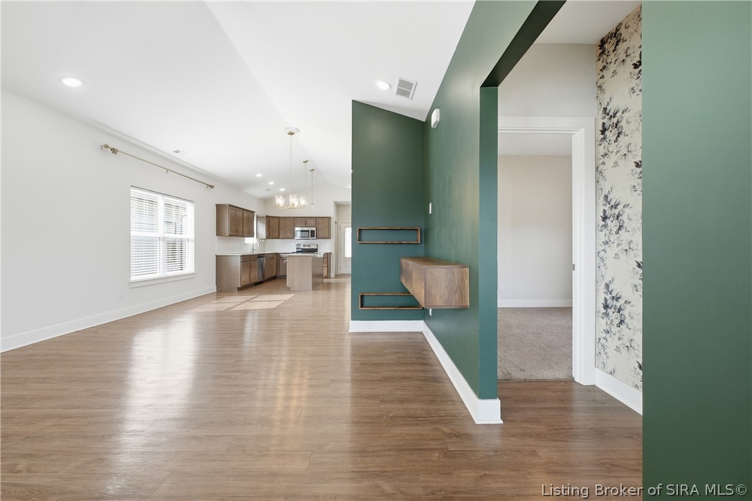 1242 Majestic Pass Property Photo 8