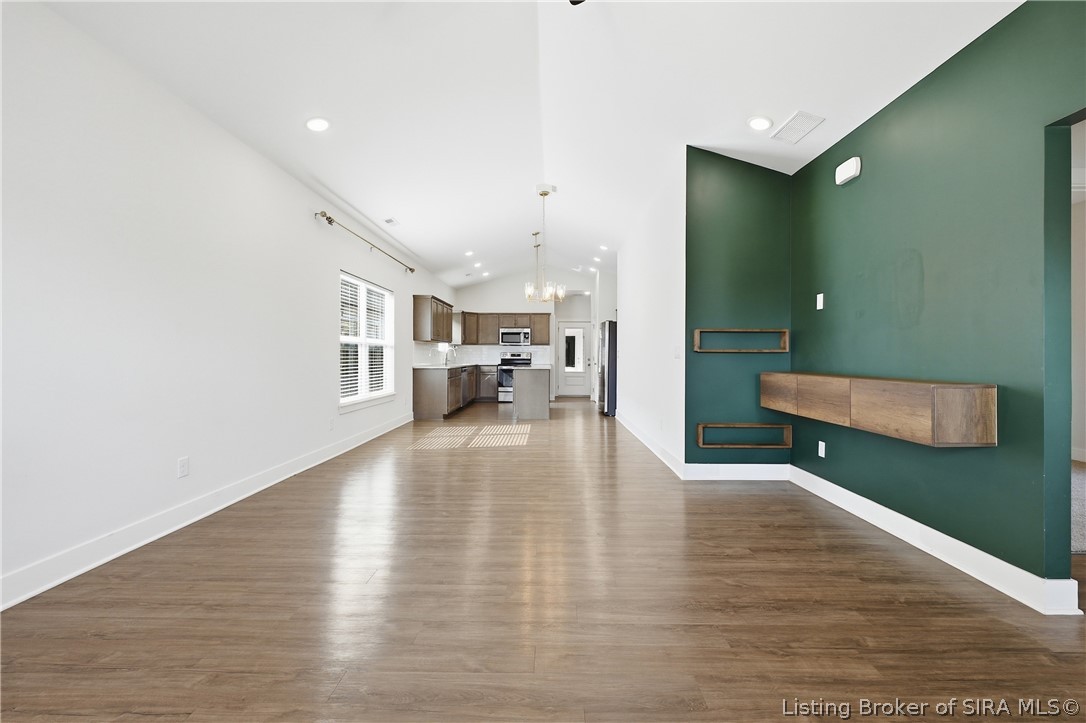1242 Majestic Pass Property Photo 10