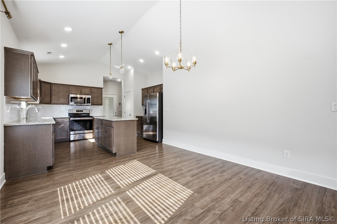 1242 Majestic Pass Property Photo 12
