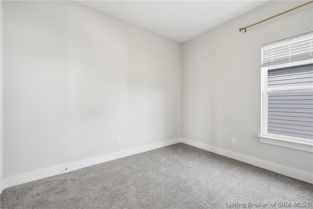 1242 Majestic Pass Property Photo 33
