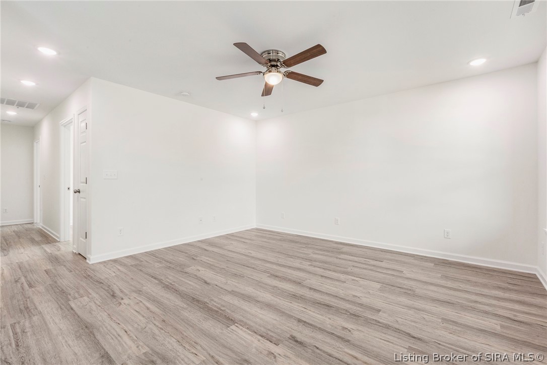 105 Eastern Boulevard Property Photo 3