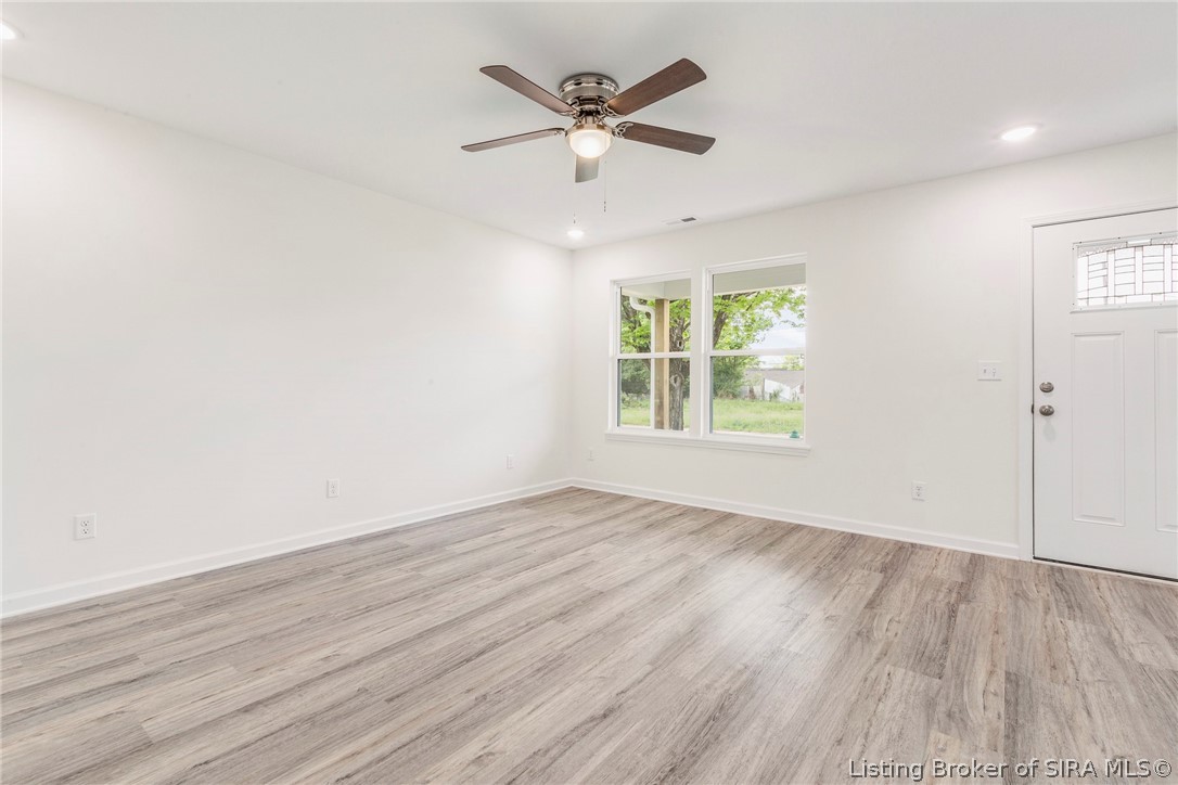105 Eastern Boulevard Property Photo 7