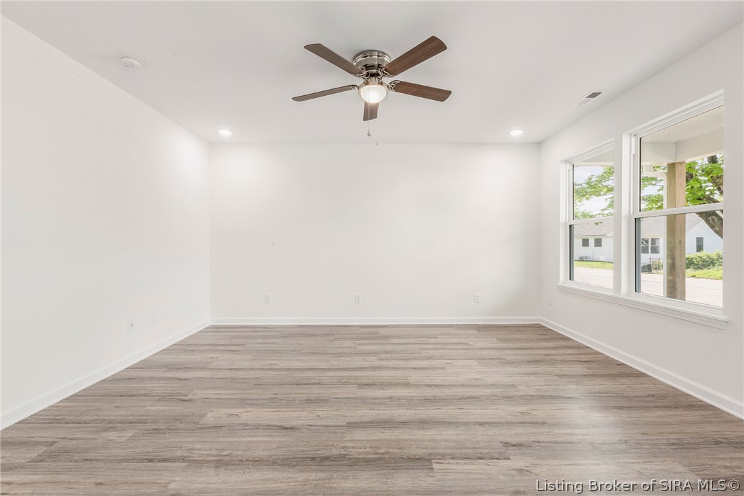 105 Eastern Boulevard Property Photo 17
