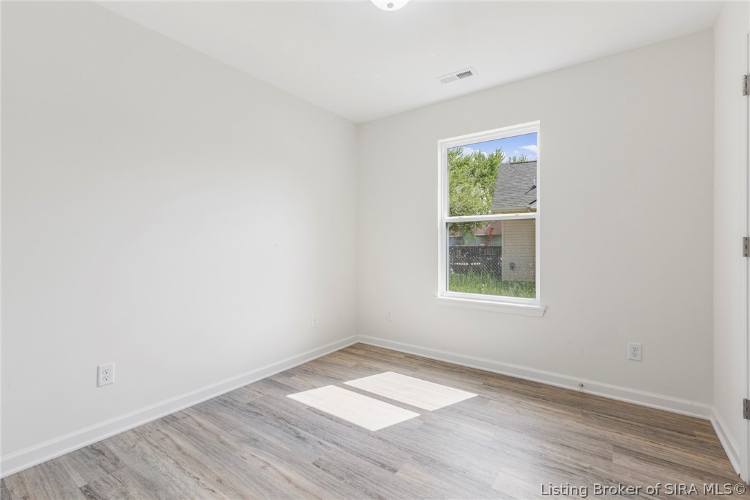 105 Eastern Boulevard Property Photo 22