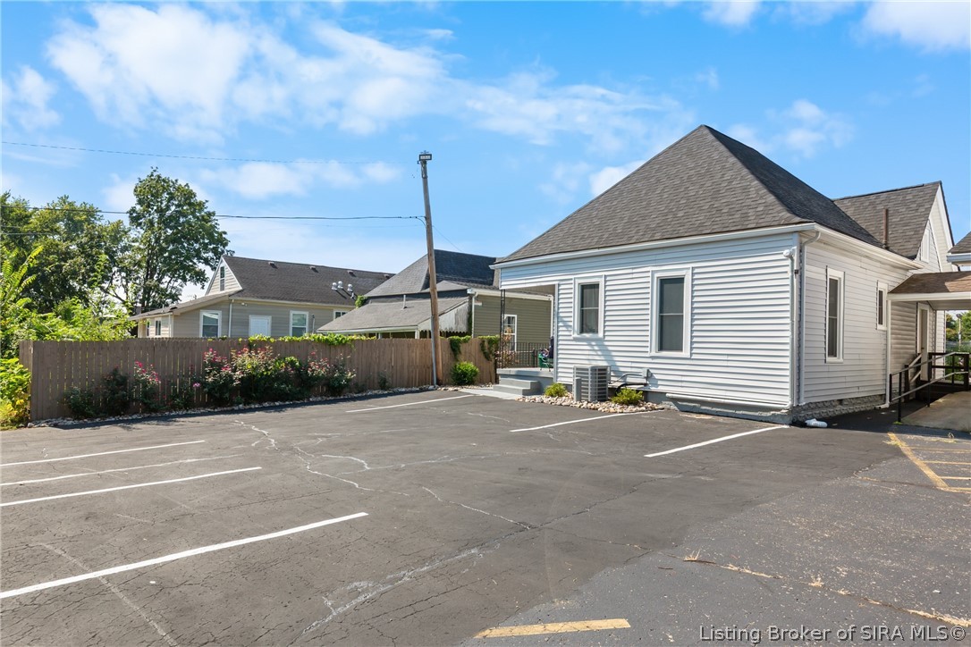1600 State Street Property Photo 20