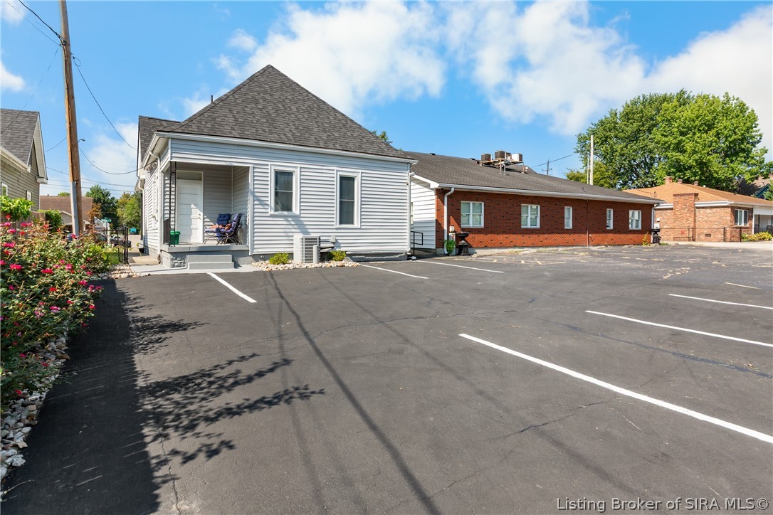 1600 State Street Property Photo 21
