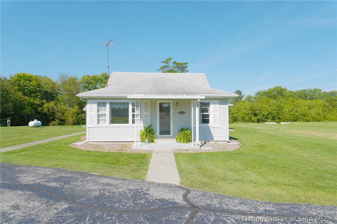 1470 Oak Street Ne Property Photo 3