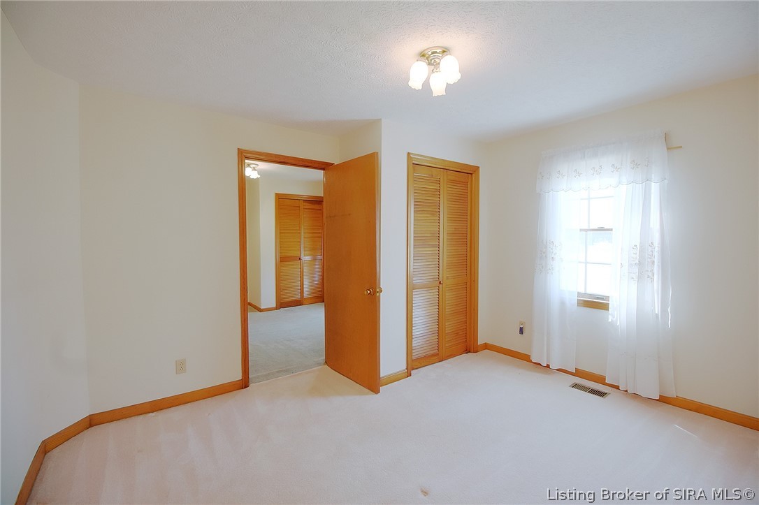 1470 Oak Street Ne Property Photo 12