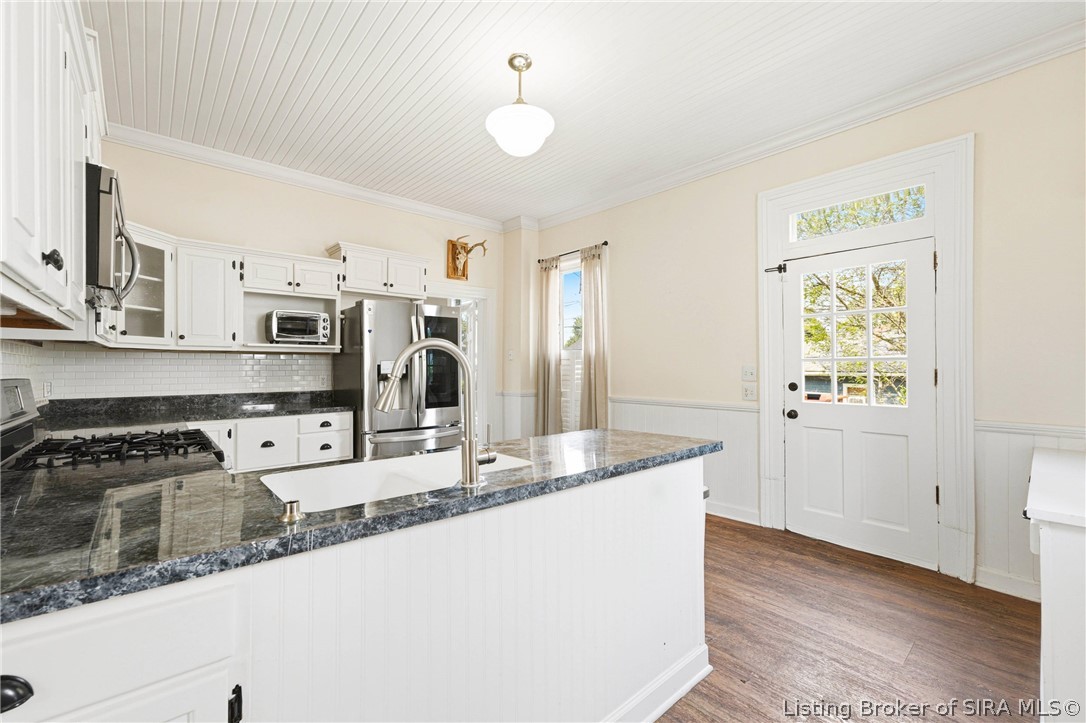 812 Cedar Bough Place Property Photo 15