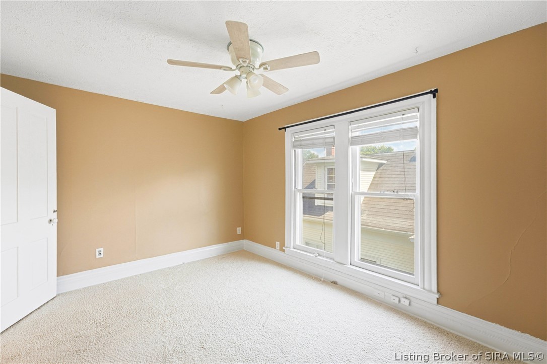 812 Cedar Bough Place Property Photo 18