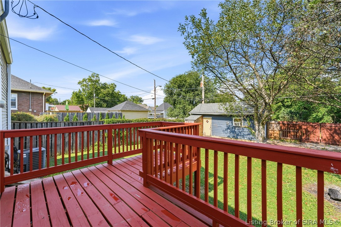 812 Cedar Bough Place Property Photo 34