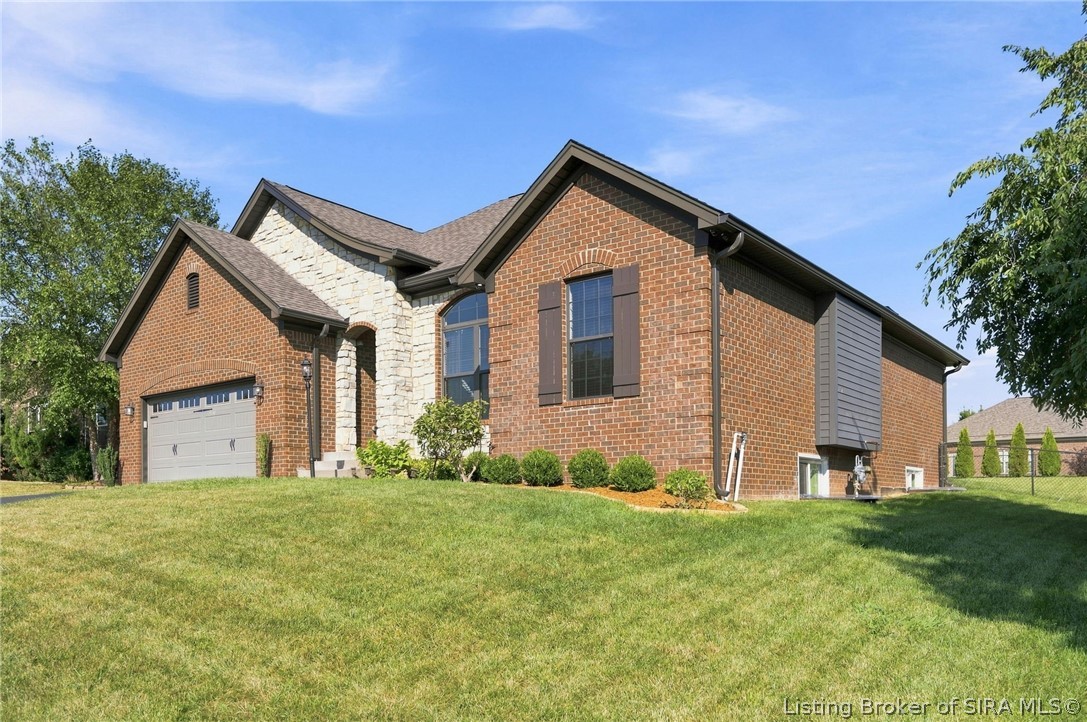 3116 Blue Sky Loop Property Photo 2