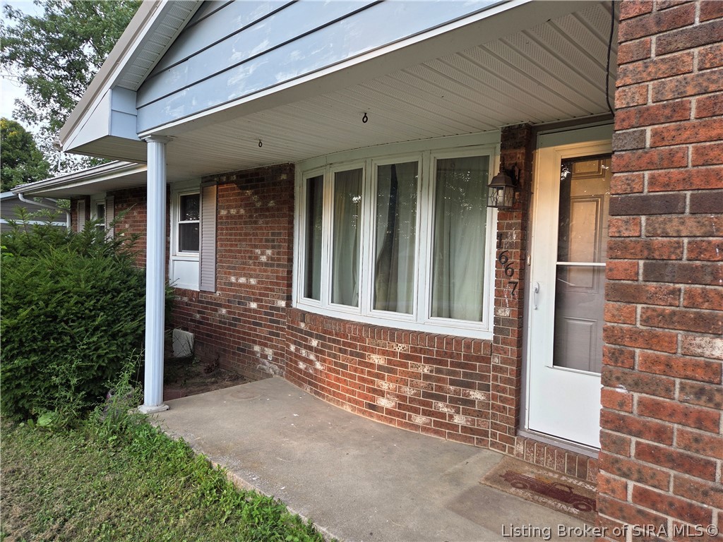1667 E Wehner Drive Property Photo 2