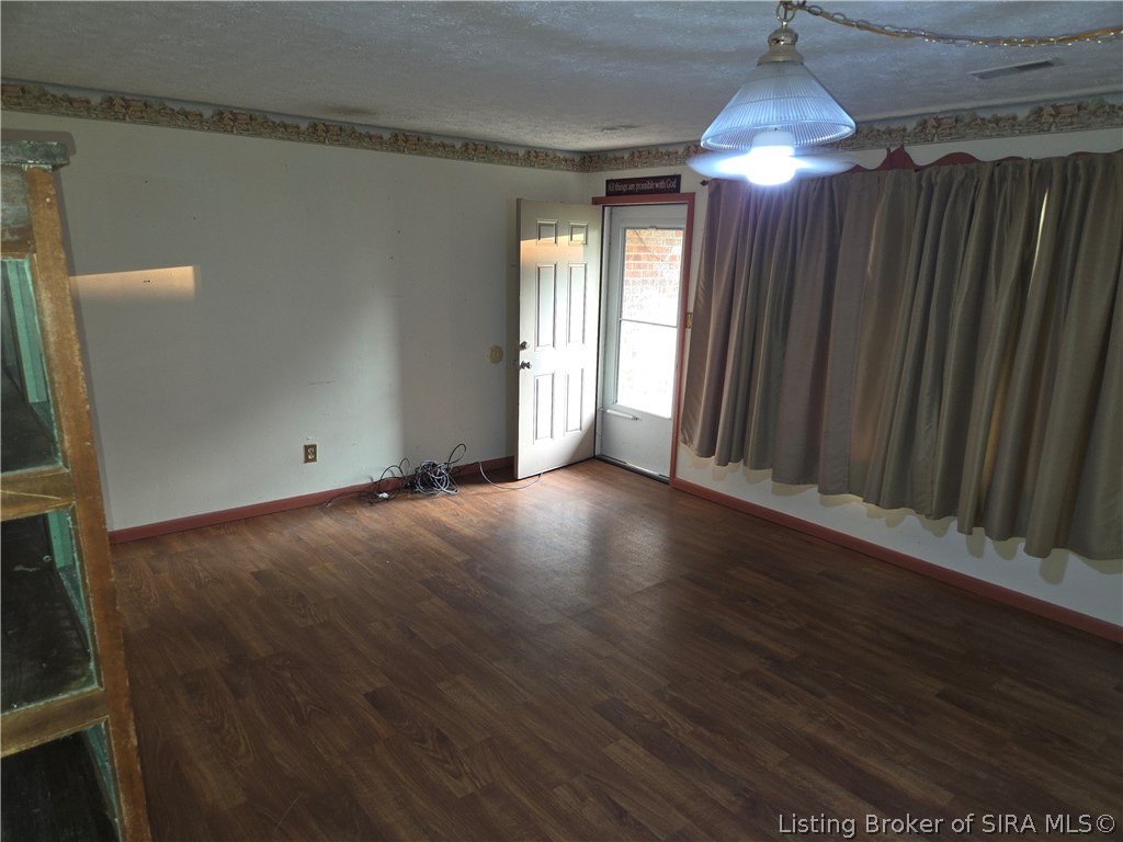 1667 E Wehner Drive Property Photo 4