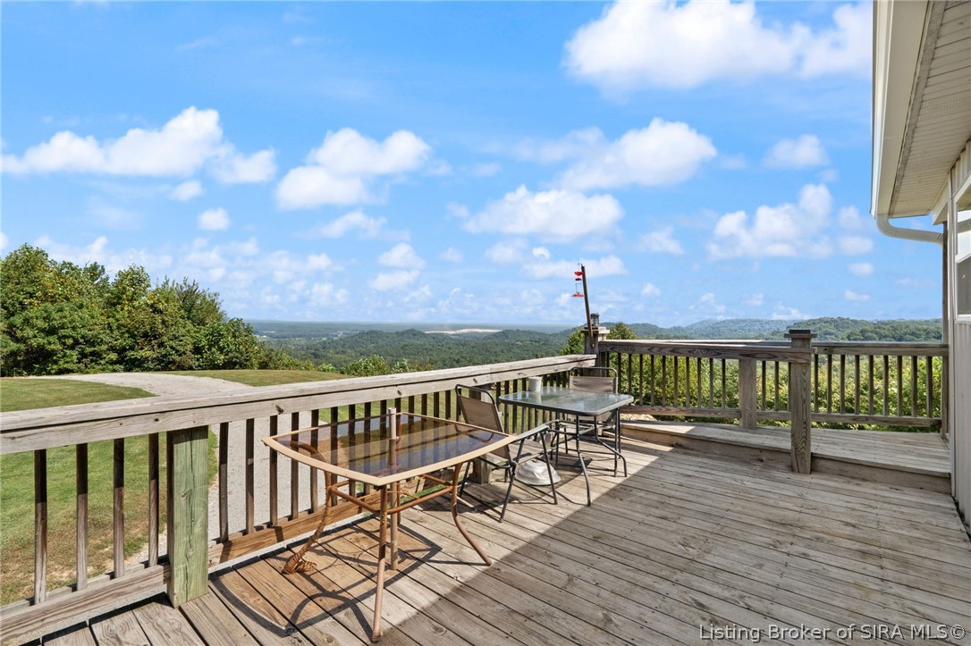 100 Chateau Vista Place Property Photo 12