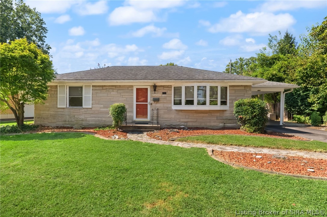 301 Mockingbird Drive Property Photo 1