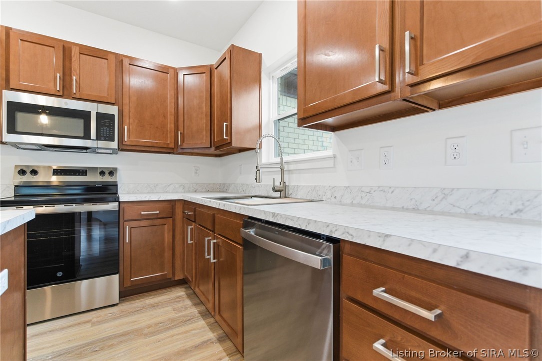 6029 Redberry Juniper Drive Property Photo 14