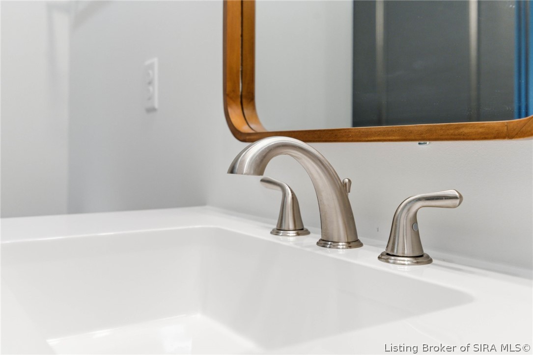 6029 Redberry Juniper Drive Property Photo 32