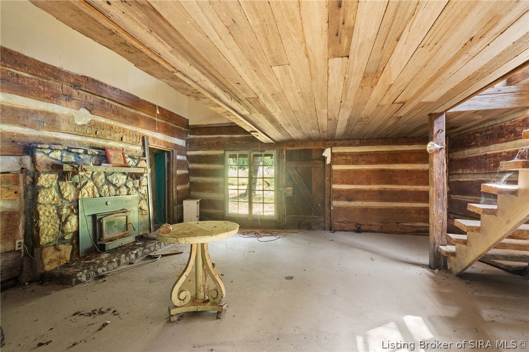 644 E Camp Jerry Road Property Photo 2