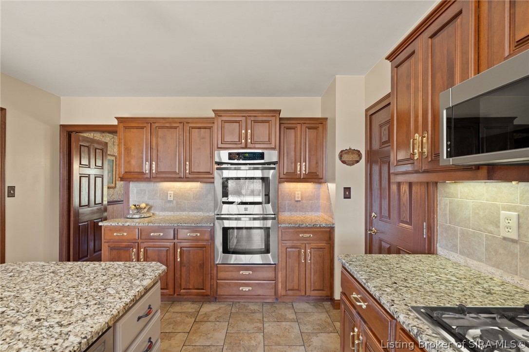 6960 Scottsville Road Property Photo 24