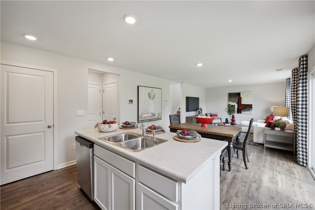 2010 Derby Way Property Photo 14