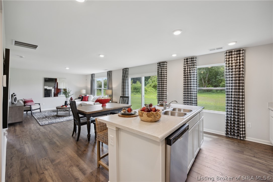 2010 Derby Way Property Photo 15
