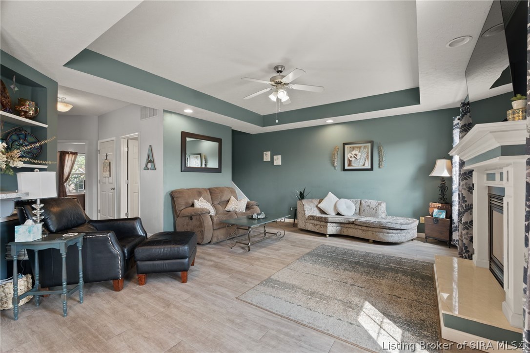 3817 Laurens Circle Property Photo 6