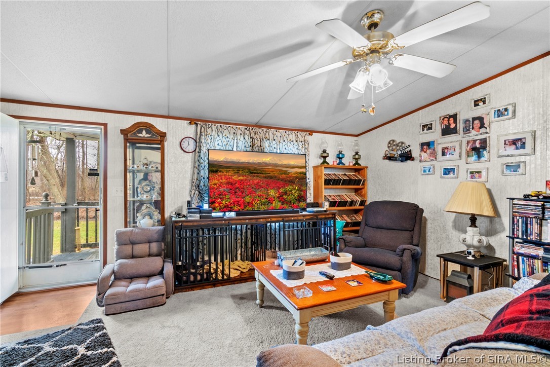 7553 E Tank Pond Road Property Photo 3