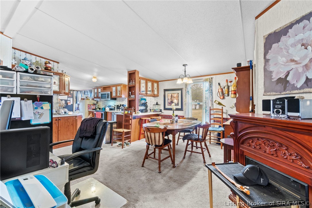 7553 E Tank Pond Road Property Photo 4
