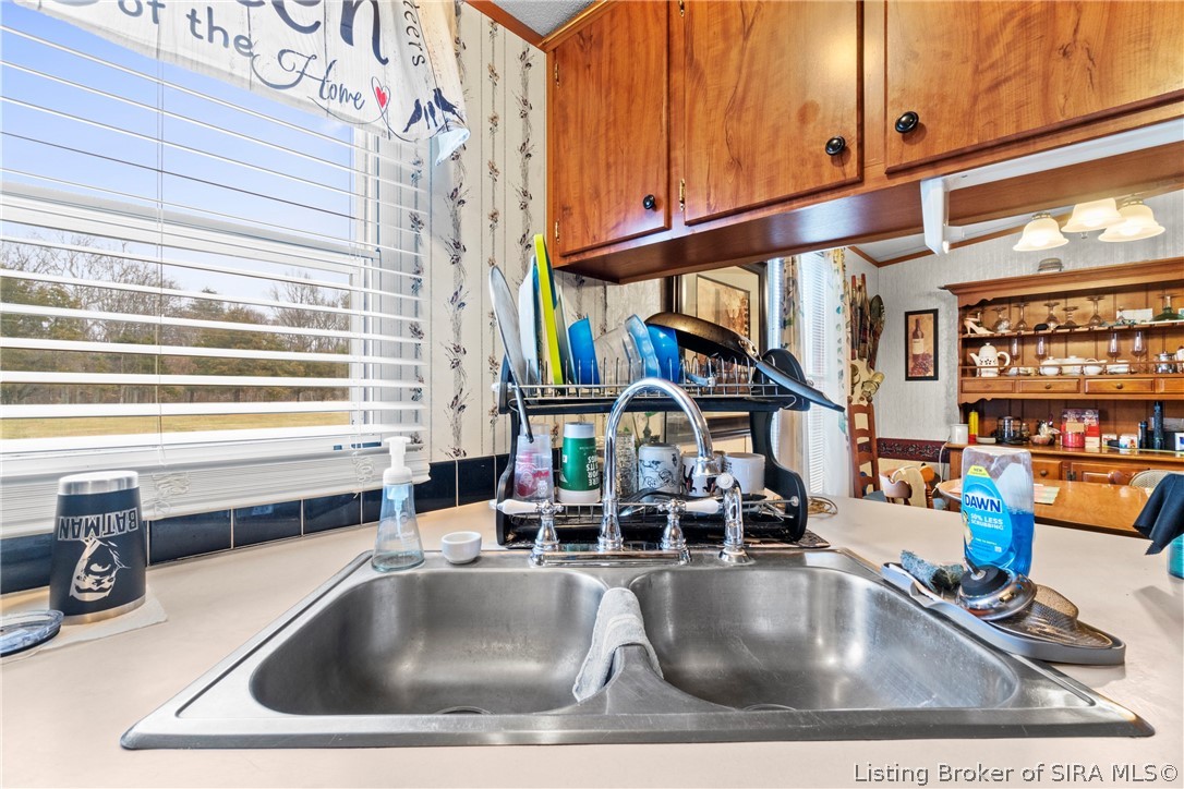 7553 E Tank Pond Road Property Photo 12