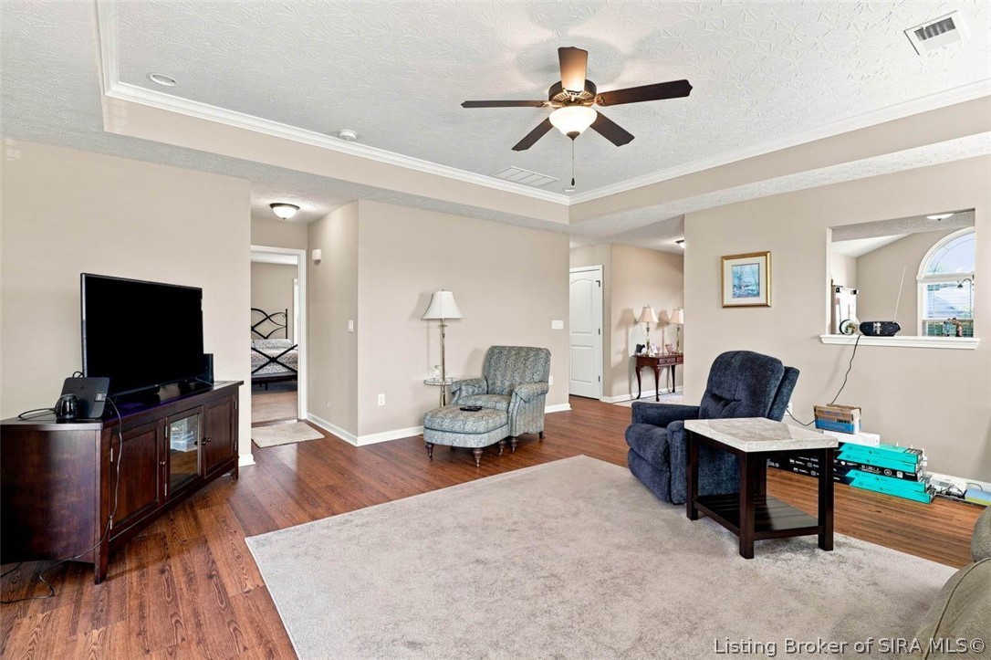 2409 Elhanan Court Property Photo 6