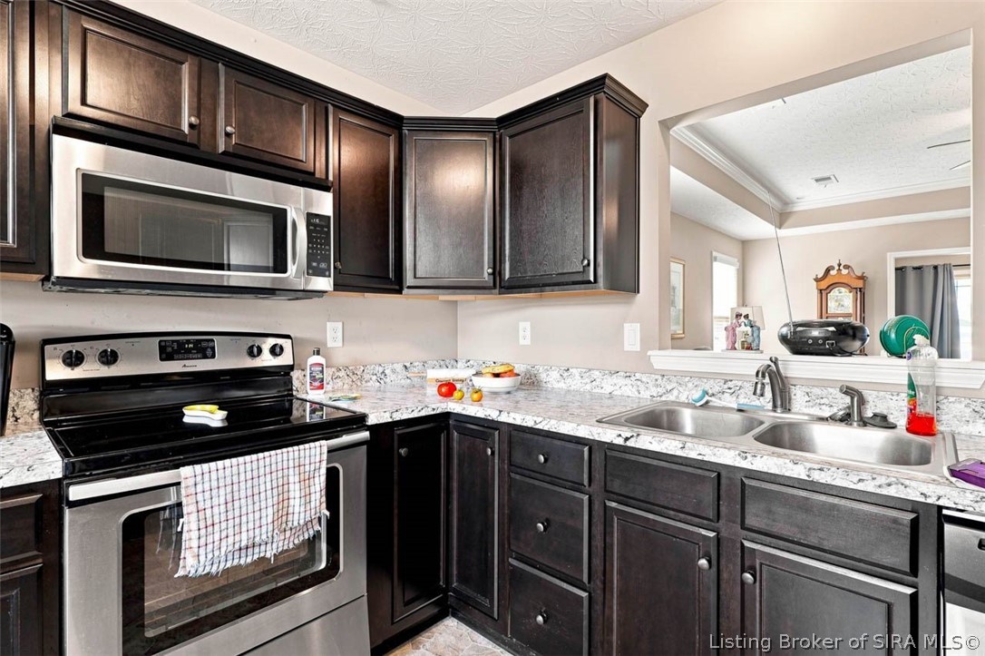 2409 Elhanan Court Property Photo 15