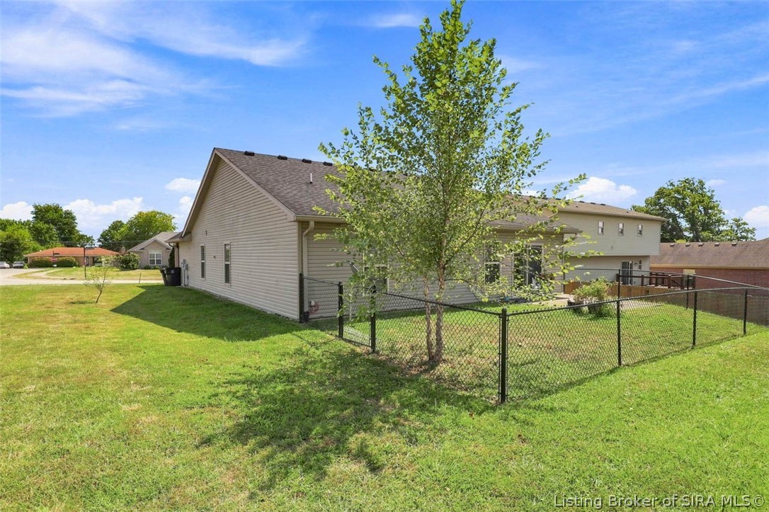 2409 Elhanan Court Property Photo 32