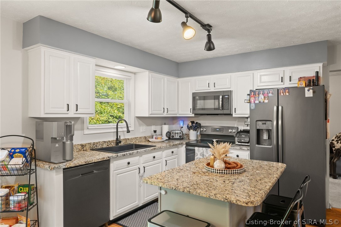 504 Timber Ridge Property Photo 15