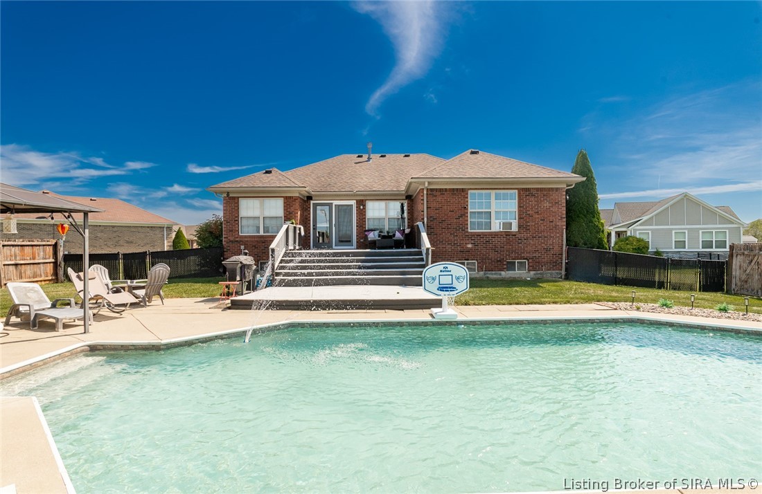 6300 Sunset Loop Property Photo 2