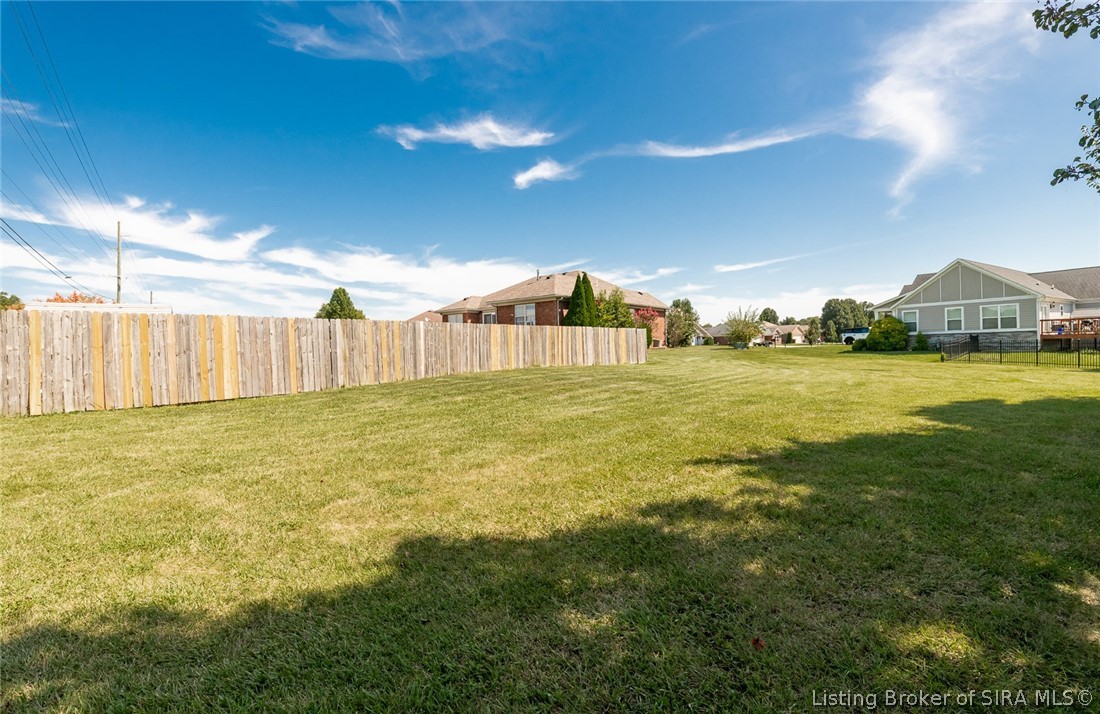6300 Sunset Loop Property Photo 4