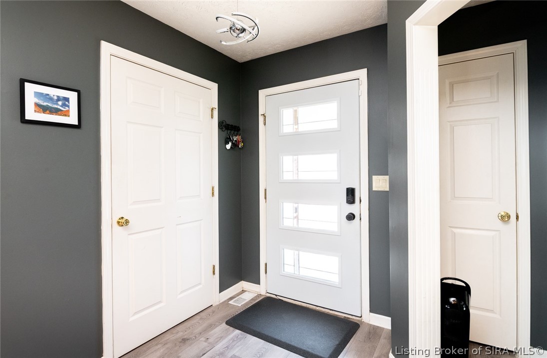 6300 Sunset Loop Property Photo 10