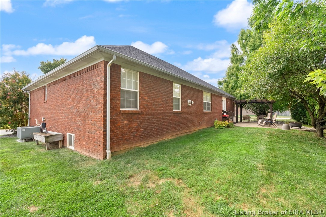 6610 Deerfield Drive Property Photo 4