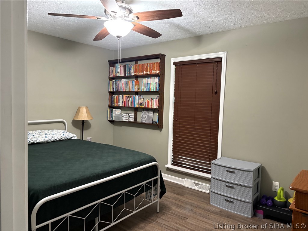 20806 Charlestown-bethlehem Road Property Photo 23