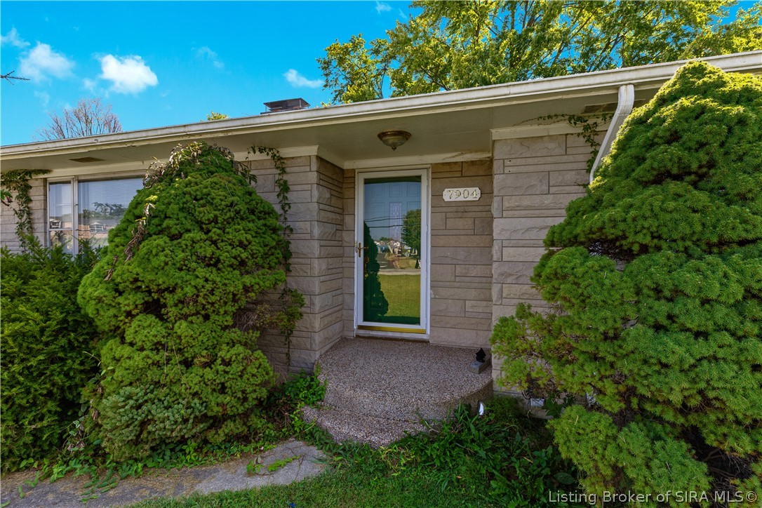 7904 Highway 311 Property Photo 5