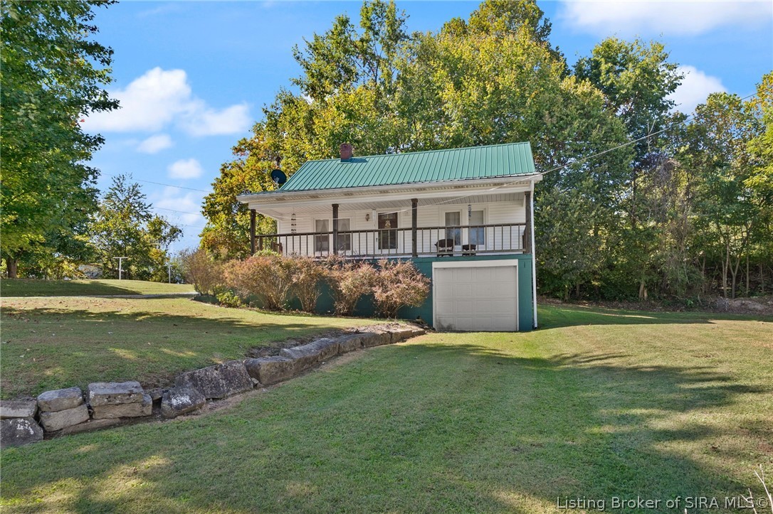189 S Maple Street Property Photo 1